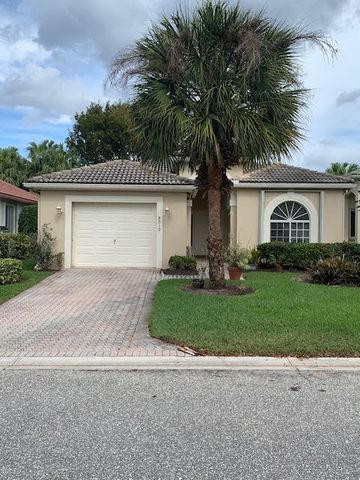 8010 Bellafiore Way, Boynton Beach, FL 33473