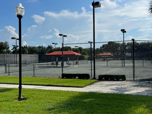 8010 Bellafiore Way, Boynton Beach, FL 33473