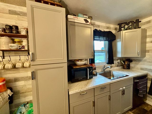 362 Salt Creek Pkwy, Valparaiso, IN 46385
