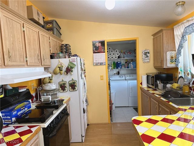 2471 McMurray Drive, Pahrump, NV 89060