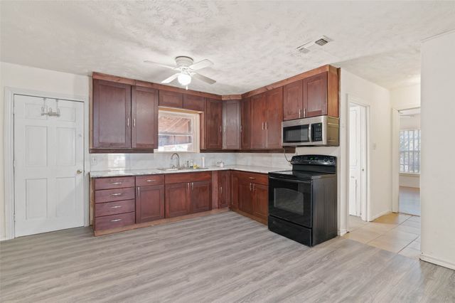 315 21st Street, Mineral Wells, TX 76067