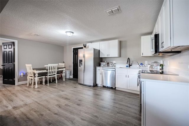 801 N CLERMONT AVENUE, Fort Meade, FL 33841