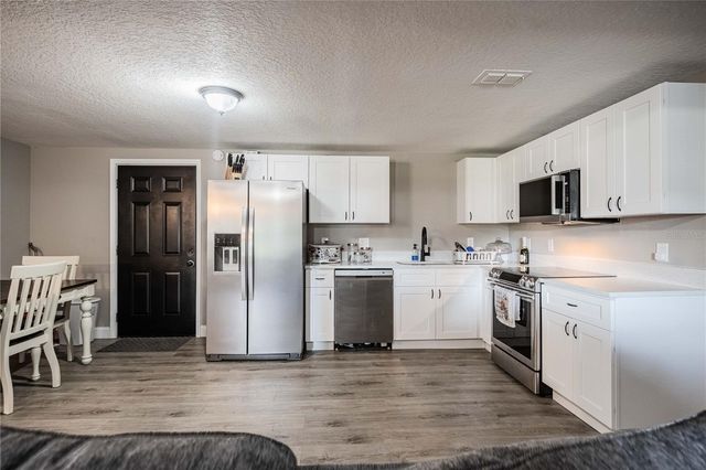 801 N CLERMONT AVENUE, Fort Meade, FL 33841