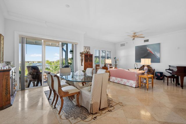 3950 N Flagler Drive 401, West Palm Beach, FL 33407