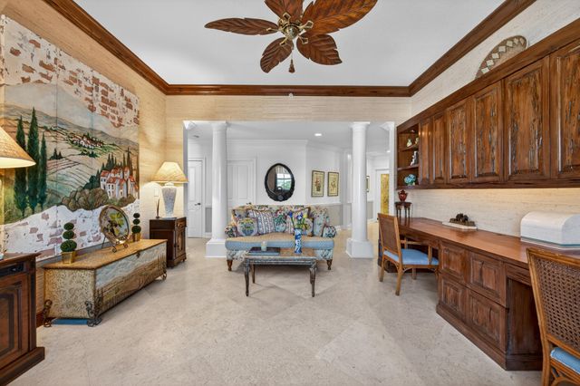 3950 N Flagler Drive 401, West Palm Beach, FL 33407