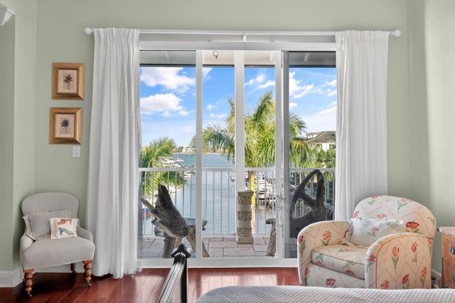 3950 N Flagler Drive 401, West Palm Beach, FL 33407