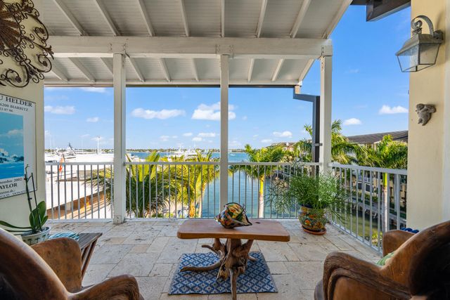 3950 N Flagler Drive 401, West Palm Beach, FL 33407