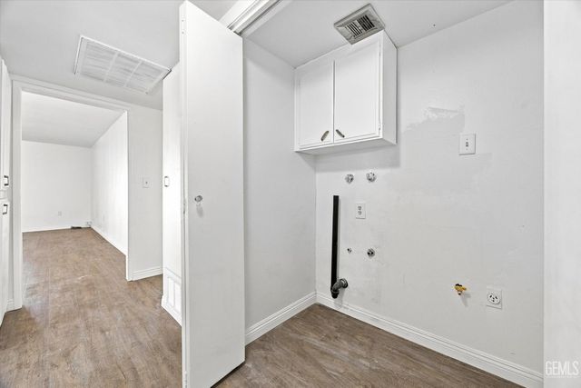 109 Blanding Court, Bakersfield, CA 93309