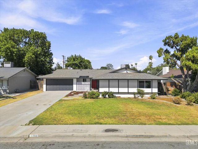 109 Blanding Court, Bakersfield, CA 93309