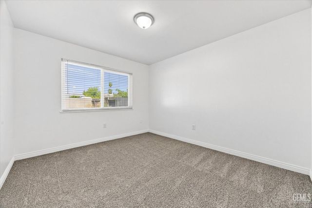 109 Blanding Court, Bakersfield, CA 93309