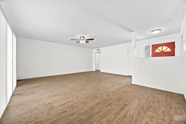 109 Blanding Court, Bakersfield, CA 93309