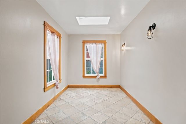 231 E Lemon, Monrovia, CA 91016