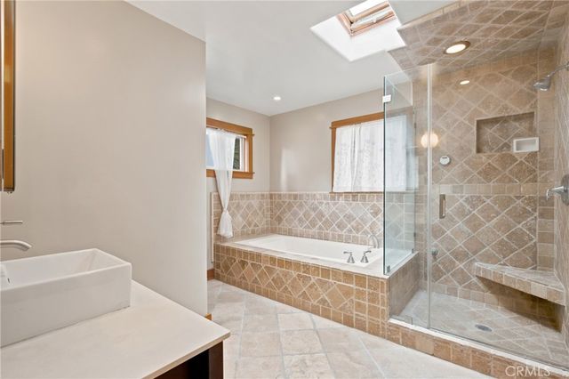 231 E Lemon, Monrovia, CA 91016