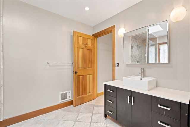 231 E Lemon, Monrovia, CA 91016