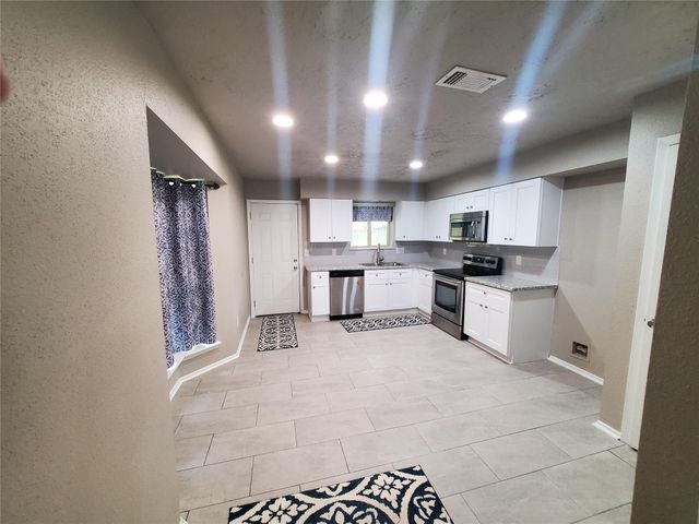 4527 Algernon Drive, Spring, TX 77373