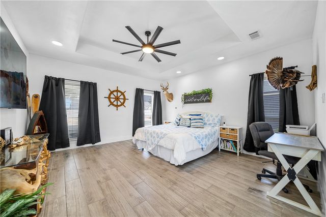 13741 Cayo Cantiles St, Corpus Christi, TX 78418