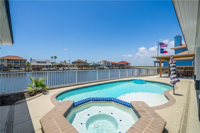 13741 Cayo Cantiles St, Corpus Christi, TX 78418