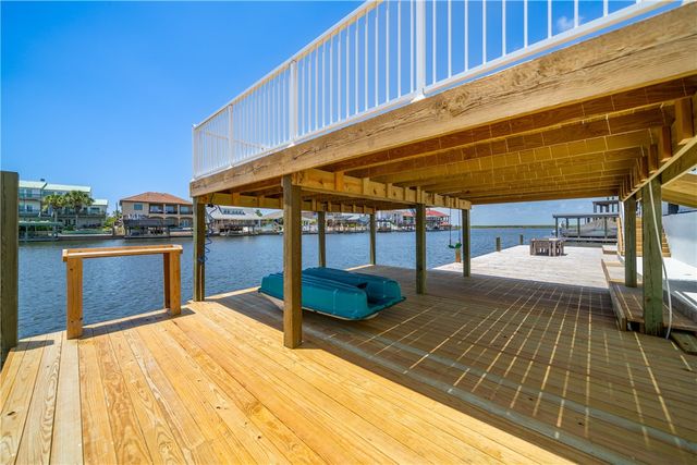 13741 Cayo Cantiles St, Corpus Christi, TX 78418