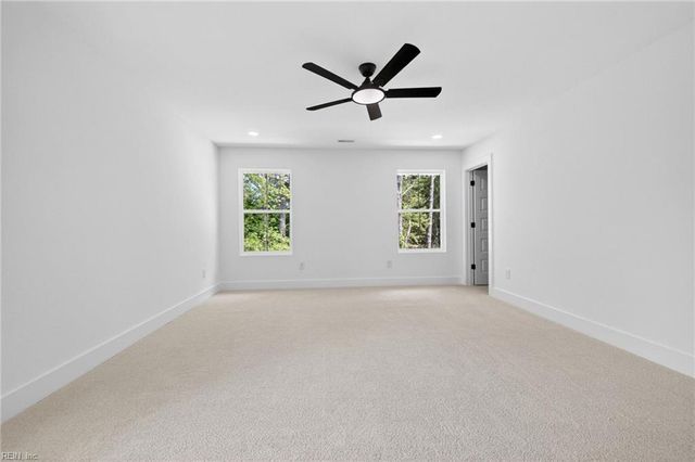 1631 Colonial AVE, Smithfield, VA 23430