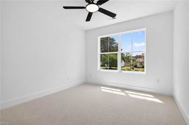 1631 Colonial AVE, Smithfield, VA 23430