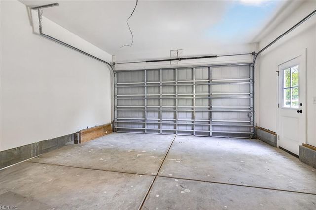 1631 Colonial AVE, Smithfield, VA 23430