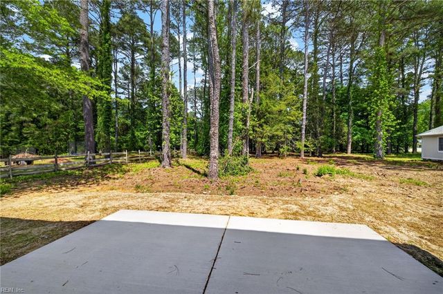 1631 Colonial AVE, Smithfield, VA 23430