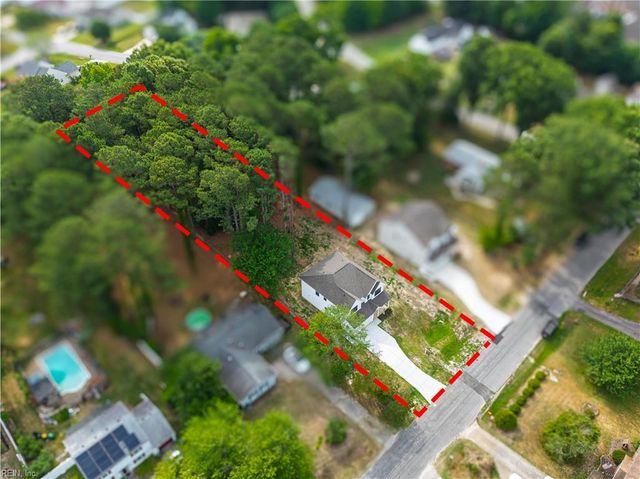 1631 Colonial AVE, Smithfield, VA 23430
