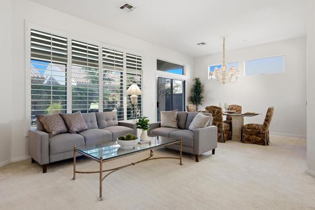 78337 Grape Arbor Avenue, Palm Desert, CA 92211