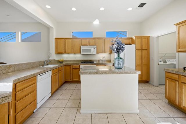 78337 Grape Arbor Avenue, Palm Desert, CA 92211