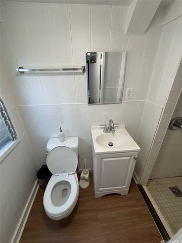 1541 Alencastre Street A, Honolulu, HI 96816