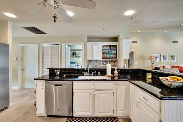 7 Marlwood Lane, Palm Beach Gardens, FL 33418