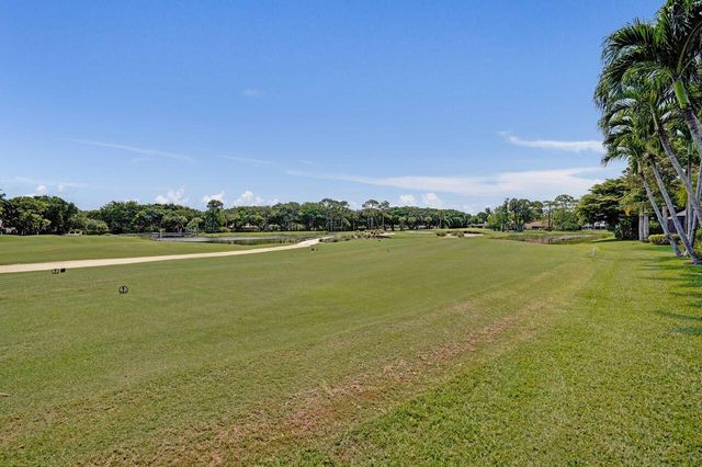 7 Marlwood Lane, Palm Beach Gardens, FL 33418
