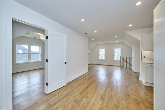 59 Wellington 3, Waltham, MA 02451