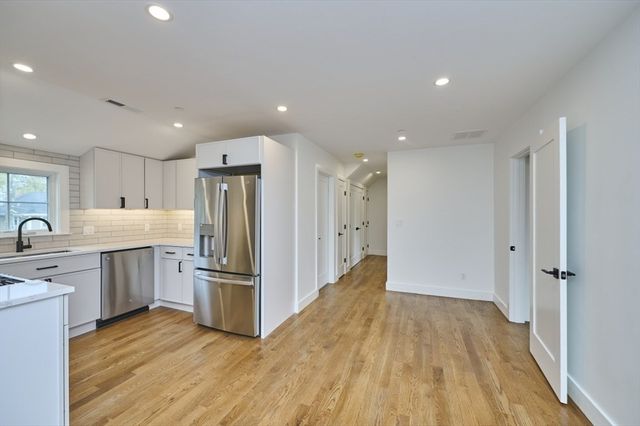 59 Wellington 3, Waltham, MA 02451