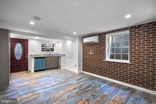1678 MONTELLO AVE NE, Washington, DC 20002
