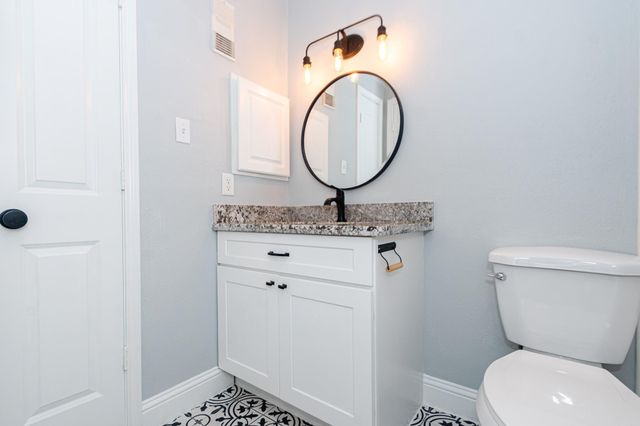 3919 Fairmont Parkway 238, Pasadena, TX 77504
