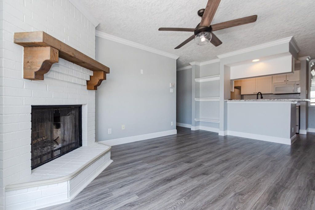 3919 Fairmont Parkway 238, Pasadena, TX 77504