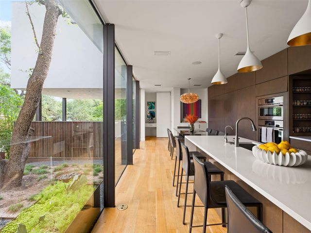 2210 Westlake DR, Austin, TX 78746