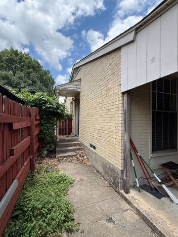 2114 Glengariff Drive, Dallas, TX 75228
