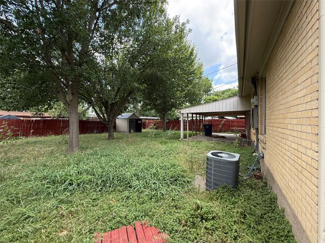 2114 Glengariff Drive, Dallas, TX 75228