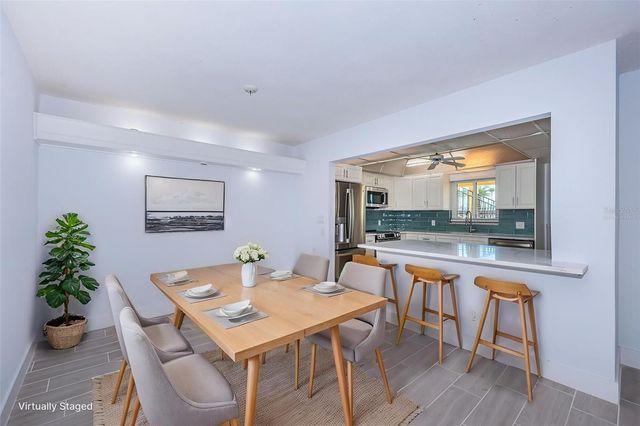 4700 COVE CIRCLE 110, St Petersburg, FL 33708