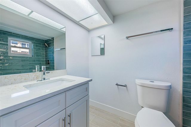 4700 COVE CIRCLE 110, St Petersburg, FL 33708