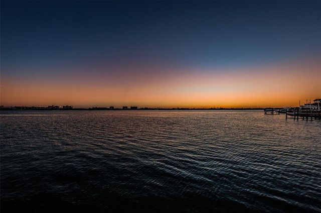 4700 COVE CIRCLE 110, St Petersburg, FL 33708