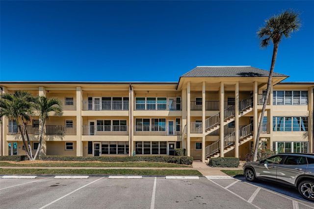 4700 COVE CIRCLE 110, St Petersburg, FL 33708