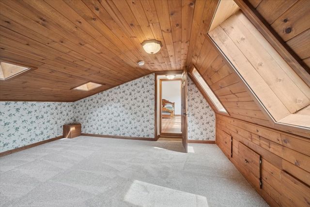 12266 North Grove Road, Sycamore, IL 60178