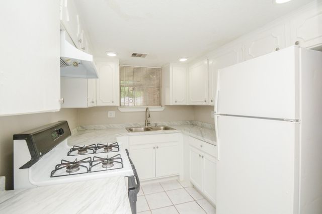 1339 Tarberry Road, Houston, TX 77088