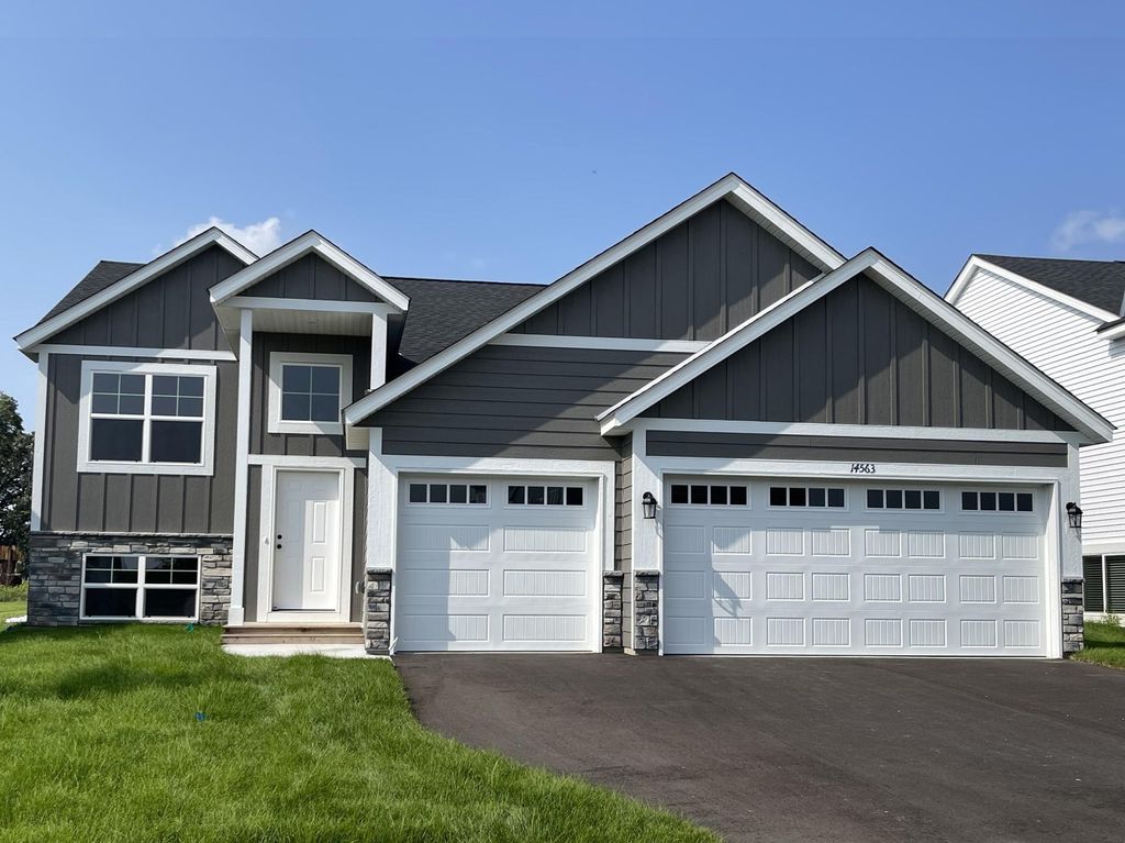 14715 Pearson Street NW, Ramsey, MN 55303