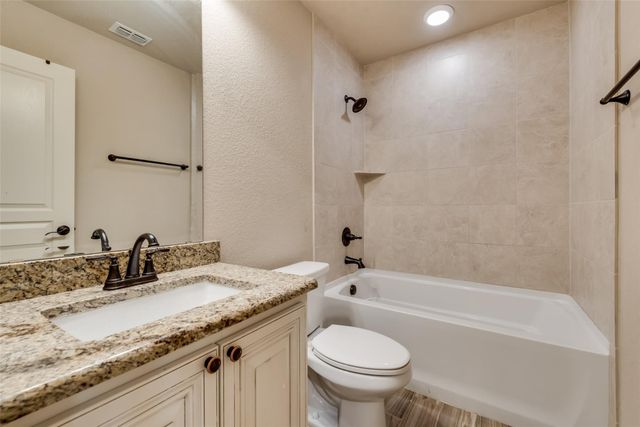 550 Lily Street, Crowley, TX 76036