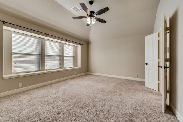 550 Lily Street, Crowley, TX 76036