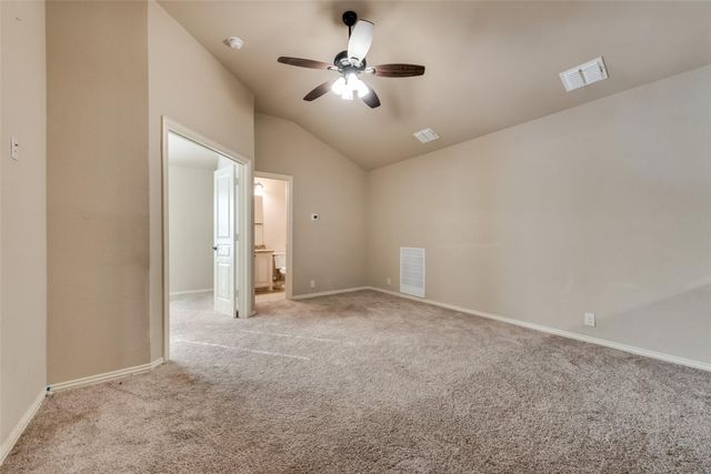 550 Lily Street, Crowley, TX 76036